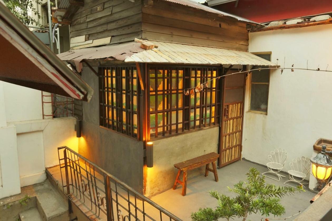 台南赤崁月樓tainan Moon House Inn Exterior foto